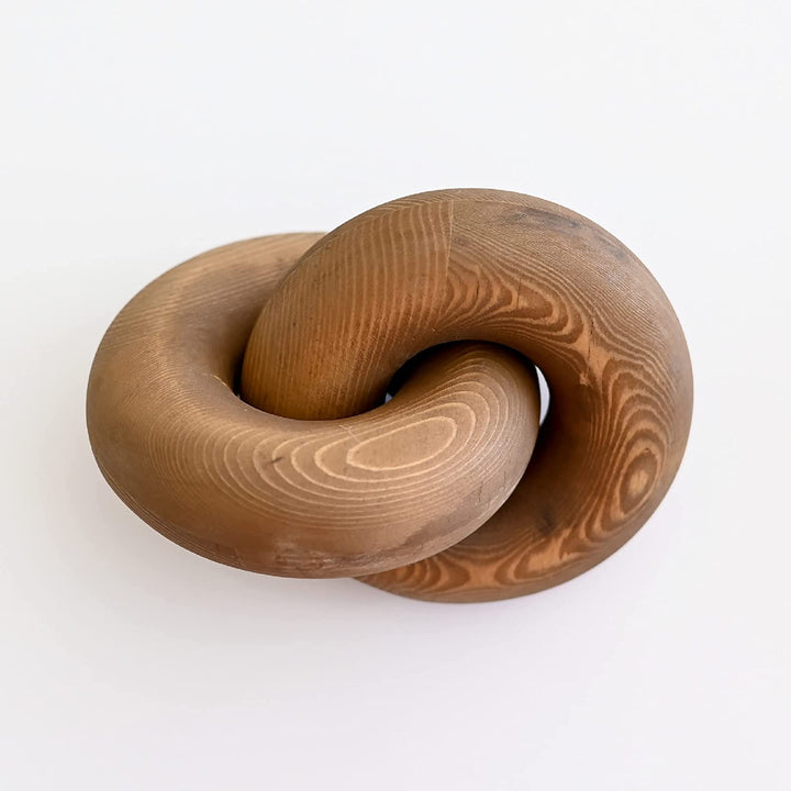 Beige Wooden Knot & Chain Link Decor